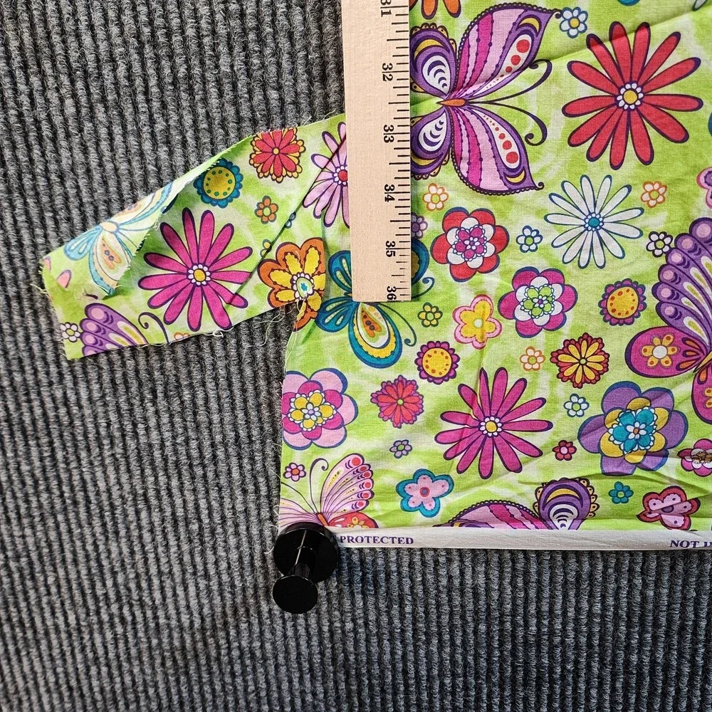 Vintage Butterfly Flower Power Fabric Remnant 35x34 Hippie Floral Cotton‎ Sewing